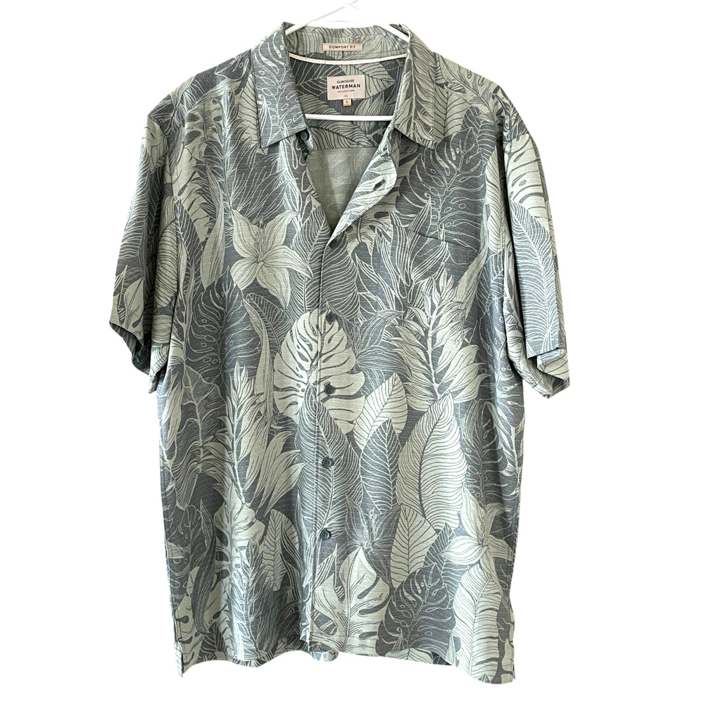 QUIKSILVER WATERMAN Men’s Size Large Dusty Green Short Sleeve Button Up Shirt